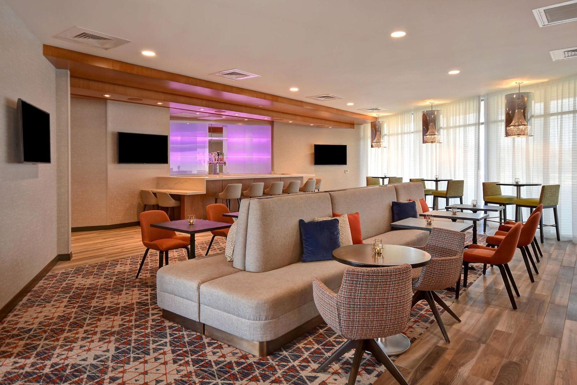 Home2 Suites By Hilton Las Vegas Convention Center - No Resort Fee Екстериор снимка