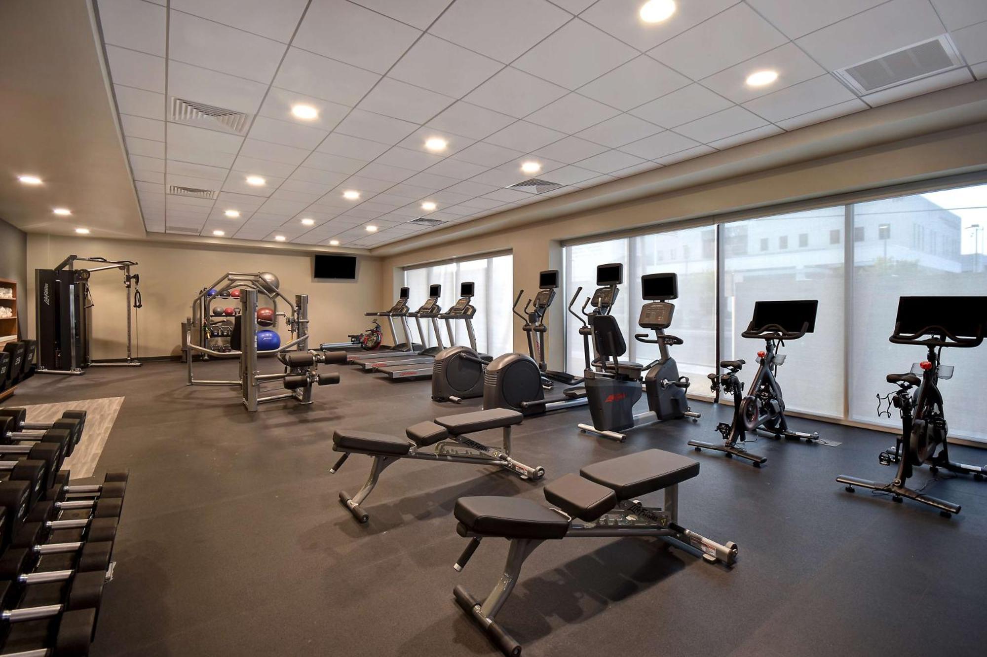 Home2 Suites By Hilton Las Vegas Convention Center - No Resort Fee Екстериор снимка