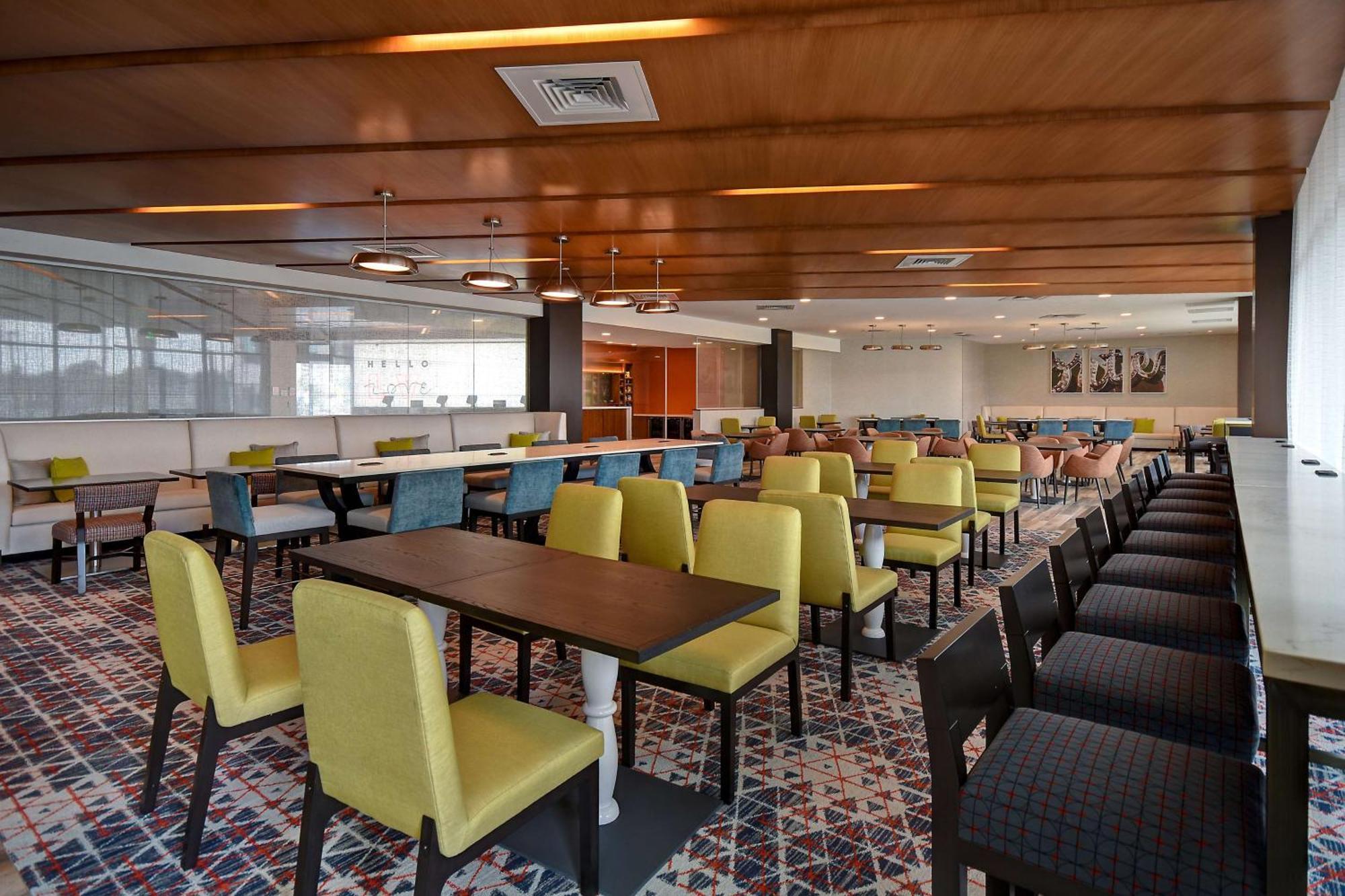 Home2 Suites By Hilton Las Vegas Convention Center - No Resort Fee Екстериор снимка