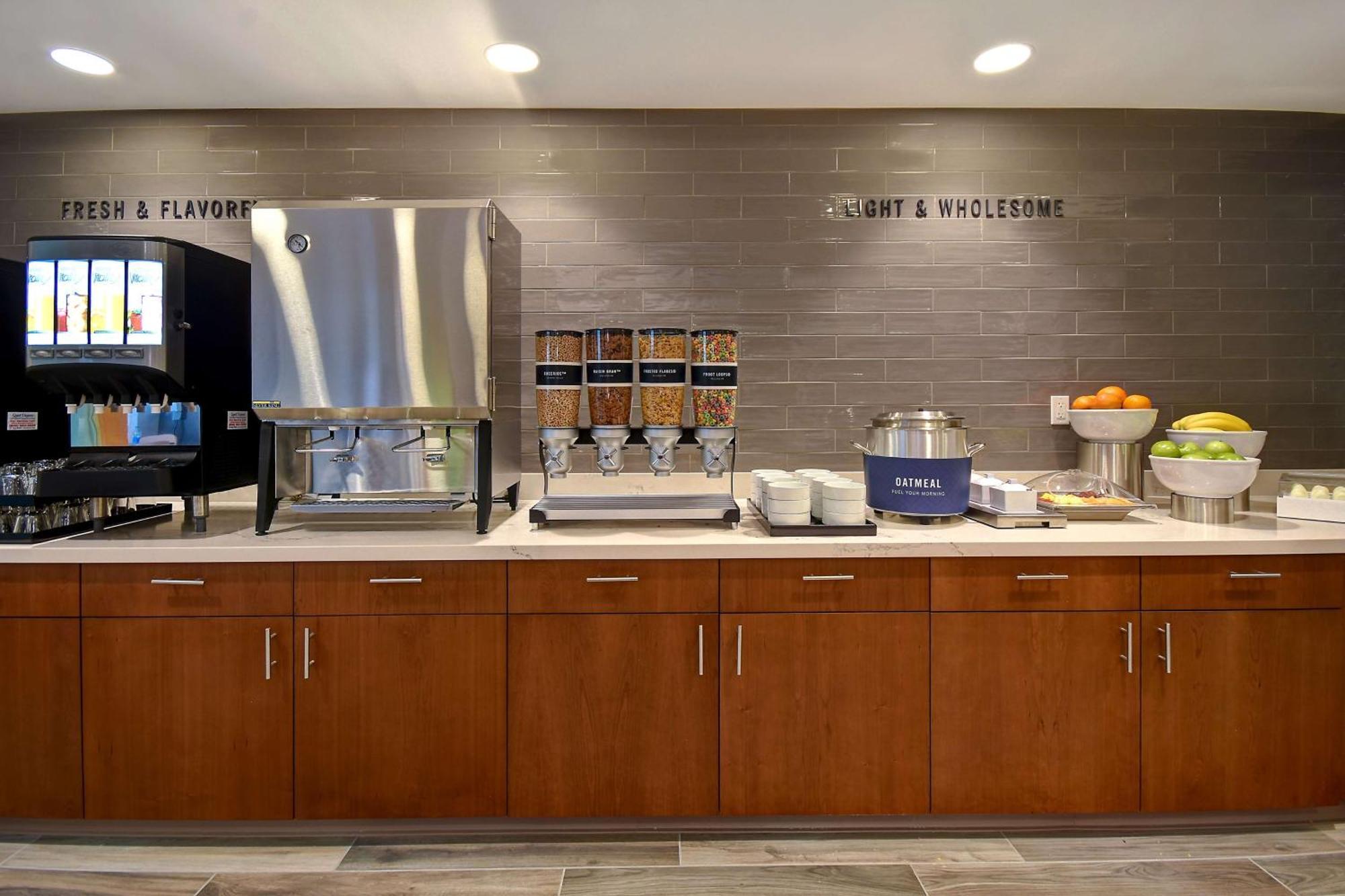 Home2 Suites By Hilton Las Vegas Convention Center - No Resort Fee Екстериор снимка