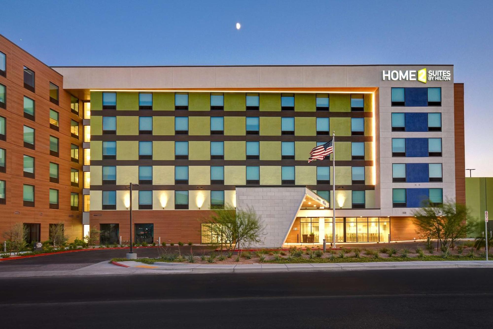 Home2 Suites By Hilton Las Vegas Convention Center - No Resort Fee Екстериор снимка